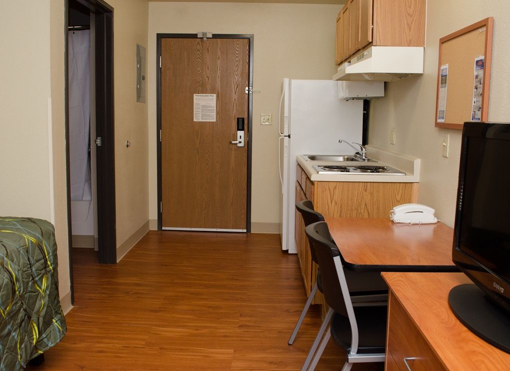 Woodspring Suites Louisville Southeast Forest Hills Oda fotoğraf